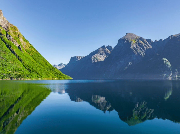 Hjørundfjord 